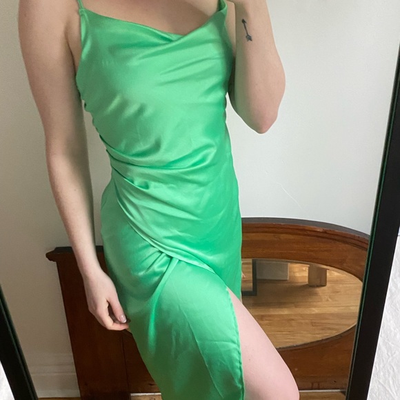Silky Green slip dress - Picture 1 of 8